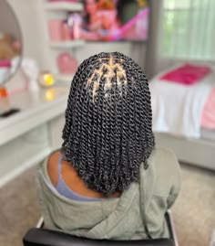 Hairstyles For 4c Hair Braids, Natural Plaits Hairstyles, Kinking Hair Styles Twisting, Natural Two Strand Twist Styles, Kinking Hair Styles, Stitch Braid Hairstyles, Feed In Styles, Natural Hair Twists Protective, Juicy Twists