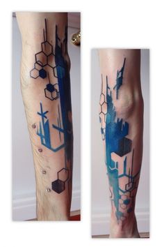 the legs are painted with blue and black ink, while the leg is covered in geometric shapes