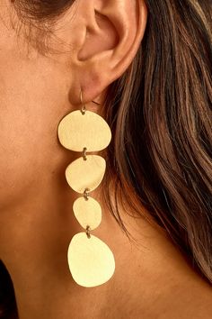 Gold-tone Brass Earrings For Formal Occasions, Luxury Round Brass Earrings, Modern Gold-tone Brass Earrings, Elegant Semi-circle Brass Earrings, Gold Semi-circle Brass Earrings, Vegan Purses, Cute Sunglasses, Chic Earrings, Earrings Geometric