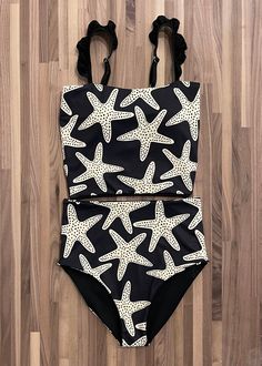 Tween Ava - Starfish Reversible Tankini - $56 Rad Swim, Freshman Outfits, Preppy Swimsuit, Tankini Aesthetic, Modest Bathing Suit, Pretty Swimsuits, Play All Day, Swimming Suits