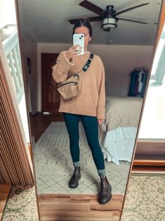 Marissa Wears an Outfit – outfit inspiration & styling sessions Warm Spring Outfits, Earth Witch, Easy Outfits, Winter Capsule, Rattan Bag, Warm Spring, Minimal Style, Boho Vibe, Inspiration Style