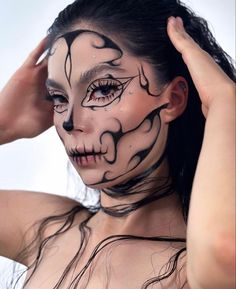 Face Studies, Day Of The Dead Makeup, Sultry Makeup, Makeup Ojos, Dead Makeup, Amazing Halloween Makeup, Halloween Makeup Inspiration