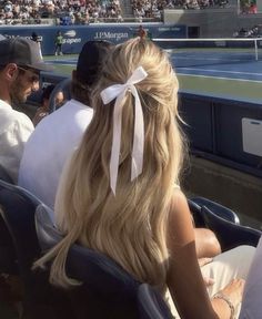 white, ribbon, bow, tennis Ribbon Hair, Charlotte Tilbury, Hair Day, Gossip Girl, Pretty Hairstyles