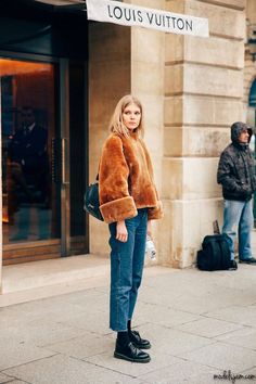 Editor-Approved Picks From Barneys Dress Like A Parisian, Denim Outfits, Streetwear Mode, Moda Paris, Winter Trends