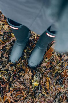 matte black hunter boots — via @TheFoxandShe Iceland Travel Itinerary, Black Hunter Boots, Iceland Travel Guide, Wellies Rain Boots, Black Hunter, Perfect Days, Hunter Outfit, Iceland Travel