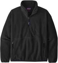 With its comfortable fit and warm fabric  the women's Patagonia Synchilla Marsupial half-zip fleece pullover is great for staying cozy on cool mornings or chilly evenings around the campfire. Fleece Hoodie Women, Patagonia Pullover, Patagonia Synchilla, Quarter Zip Fleece, Tunic Hoodie, Women Tunic Tops, Contrast Collar, Fleece Sweater, Womens Fleece