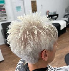 Pixie Haircut Spiked, Short Hair Styles From The Back, Spiky Pixie Haircut Spikes With Bangs, Messy Spikey Short Hair, Short Spiky Pixie Haircuts Over 50, Funky Pixie Hairstyles, Funky Pixie Cut 2024, Messy Short Hair Pixie, Short Hair Back View Neckline