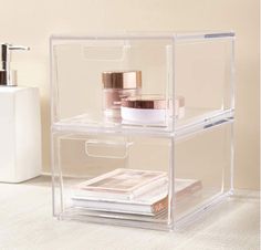 clear acrylic storage box with lid for cosmetics