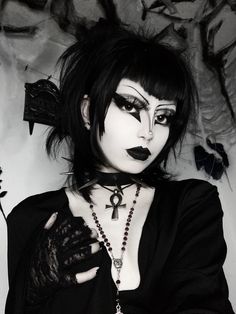 Trad Goth Fashion, Maquillage Goth, Traditional Goth, Makeup Asian, Drag Make-up, Goth Subculture