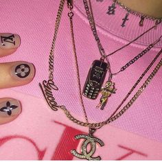 Nail Design Glitter, Boujee Aesthetic, Grunge Jewelry, Dope Jewelry, Jewelry Inspo, Aesthetic Vintage, Soft Girl, Pink Aesthetic, Accessories Jewelry