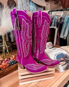 Rodeo Barbie, Funky Footwear, Botas Cowboy, Bday Wishlist, Western Clothes