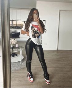 Split Leggings, Looks Hip Hop, Jordan Outfits, Swag Outfits For Girls, Outfit Jeans, Looks Street Style