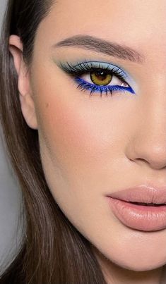 Easy Blue Makeup, Eye Makeup Trends, Beach Wedding Makeup, Make Carnaval, Maquillage On Fleek, Beach Looks, Eye Makeup Styles, Eye Makeup Art