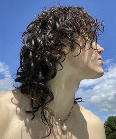 Conan Gray Curly Hair, Conan Gray Long Hair, Conan Gray Mullet, Conan Gray Hair, Modern Mullet Haircut, Long Curly Hair Men, Conan Grey, Men Haircut Curly Hair, Mullet Haircut