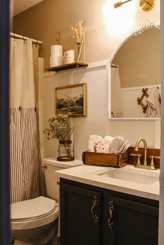 the bathroom is clean and ready to be used as a guest room or family room