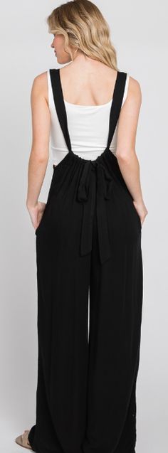 WASHED RAYON CROSSHATCH SUSPENDER STYLE JUMPSUIT. INSEAM 20" Fabric Contents 100% RAYON CROSSHATCH Made in USA Trousers Street Style, Split Decision, Black Suspenders, Chic Summer Style, Huggie Earrings Silver, Style Jumpsuit, Black Tulips, Black Overalls, How To Hem Pants