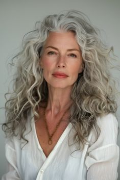 Natural Grey Hair Transition, Dyed White Hair, Curly Gray Hair, Natural Grey Hair, Best Long Haircuts, Rocker Hair, Women Haircuts Long