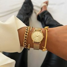 Avenue Collection — Chelsea Gold Men's Watch | MVMT Classic Minimalist Style, Classic Jewelry Pieces, Gold Watch Men, New York Style, Classic Jewelry, Women's Watch, Recycled Sterling Silver, Everyday Jewelry, Minimalist Style