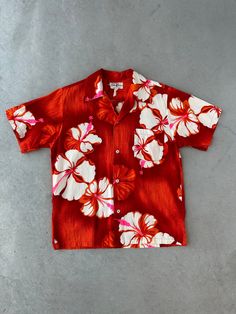 Medium 20" pit to pit  26.5" length Red orange floral Hawaiian shirt Made in Honolulu Hawaii USA A type of Rayon/cotton blend Affordable Vintage Multicolor Hawaiian Shirt, Hawaiian Shirt Women, Floral Hawaiian Shirt, Hawaii Usa, Honolulu Hawaii, Honolulu, Vintage 1970s, Hawaiian Shirt, Nail Ideas