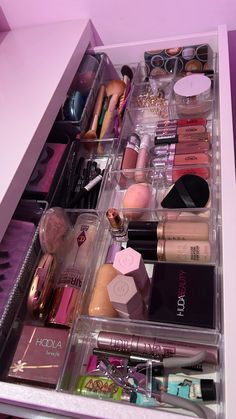 Make Up Drawer, Make Up Collection, Makeup Beauty Room, Makeup Drawer Organization, Makeup Drawer, Girly Room, James Charles