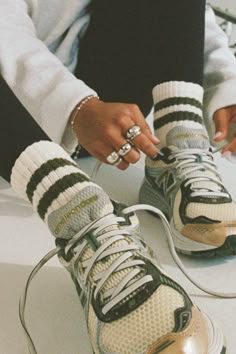 Mini Stripe Sock - Moss Cute Fall Looks, Teacher Appropriate Outfits, August Style, Recreating Pinterest Outfits, High Socks Outfits, Los Angeles Streetwear, Appropriate Outfits, Boho Hats, Ig Feed Ideas