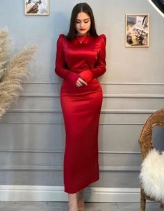 Silk Gown Evening Dresses Long Sleeve, Silk Classy Dress, Elegant Silk Dresses, Soiree Dress, Dress Party Night, Women Dresses Classy, Braut Make-up, Red Evening Dress, Long Sleeve Evening Dresses