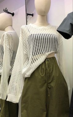 Fashion Outfits Cute, Casual Outfits Cute, 00s Mode, Crochet Pieces, Mesh Sweater, Olive Green Pants, Hilarious Photos