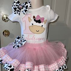 Adorable Light Pink Cow Tutu Set. Message Me Name And Age After Purchase Cow Birthday Parties, Cow Outfits, Ribbon Trim Tutu, Farm Theme Birthday, 1st Birthday Tutu, Cow Birthday, Barnyard Birthday, Birthday Tutu Outfit, Cow Shirt