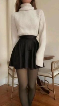 Mode Zara, Chique Outfits, Rock Outfit, American Beauty, Really Cute Outfits, Casual Style Outfits, Teen Fashion Outfits, Winter Fashion Outfits, Black Skirt