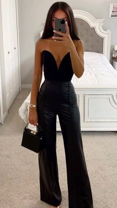 Baddie Date Night, Dinner Outfit Classy, Night Out Outfit Classy, Party Outfit Night Club, Classy Going Out Outfits, Drinks Outfits, Party Outfits Night, Date Night Outfits