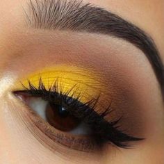 Makeup Bibir, Summer Eyeshadow, Yellow Eye Makeup, Summer Eye Makeup, Red Eye Makeup, Summer Eyes, Yellow Makeup, Givenchy Beauty