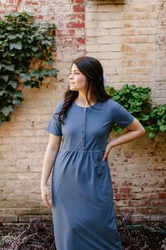 Stay comfortable and stylish with the 'Heidi' nursing friendly dress! This ribbed knit dress is the perfect addition to any new mama's wardrobe. Pair with white sneakers and a hair bow for a chic and playful look for a day running errands or meeting up with a friend for coffee! Exclusively designed by us with you in mi Nursing Friendly Dress, Nursing Friendly, Ribbed Knit Dress, Layered Tops, Skirt Leggings, Spring Collection, Blouse Dress, Tops For Leggings, White Sneakers