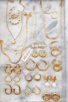 Jewlery Photos Aesthetic, Elegant Earrings Classy Gold, Fancy Jewelry Aesthetic, Chic Gold Jewelry, Vision Board Style Clothes, Everyday Gold Necklace Stack, Ever Jewels, Gold Jewelry Accessories, Simple Gold Jewlery