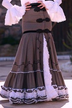 Flamenco Costume, Flamenco Skirt, Flamenco Dress, Lace Dress Styles, Spanish Fashion, Mexican Dresses, Ballroom Dress, Special Dresses