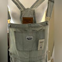 Nwt Levi Strauss Signature Relaxed Fit Shortalls Sz Lg Waist Flat 19” Levi Strauss Jeans, Jean Overalls, Levi Strauss, Overalls, Color Blue, Women Jeans, Relaxed Fit, Women Shopping, Blue