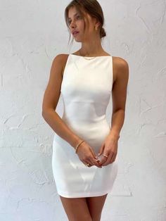 White Dresses Graduation, Little White Dress, Looks Party, Sleeveless Dresses, Closet Inspiration, White Short Dress, Grad Dresses, Graduation Outfit, White Dress Summer