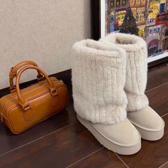 Walk in style this winter with these cute cream short warm fur boots. The platform height increases your confidence and comfort level. Perfect for girls who love to flaunt their unique style. Stay warm and cozy while making a statement. #winterfashion #shortboots #platformboots #furboots #girlsfashion 😍👢❄️ Fur Platform Boots, Cute Uggs, Tall Crown, Cream Shorts, Boots Winter, Shoe Covers, Fur Boots, Milky White, Winter Shoes