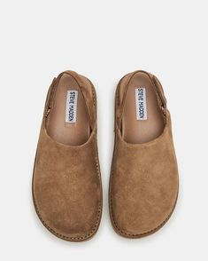 MELLOW Cognac Suede Slingback Platform Clog | Women's Flats – Steve Madden Flat Shoes For Fall, Ugg Clogs, Heeled Clogs, Platform Clogs, Shoe Inspo, Fall Fits, Women's Flats, Crazy Shoes, Womens Clogs