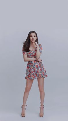 Jennierubyjane Jennie Kim IG update blackpink wallpaper lockscreen blackpink in your area music awards Vogue Elle Gone spring is coming love ya W Korea Blackpink aesthetic aestheticedit Jennie Kim Modeling, Jennie Standing Pose, Jennie Best Outfit, Jennie Kim Model, Jennie Kim Casual, Jennie Kim Outfits Casual, Kim Jennie Outfits, Jennie Pose, Kim Jennie Outfits Casual