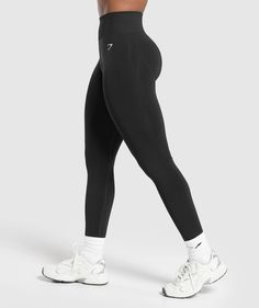 Gymshark Everyday Seamless Leggings - Black | Gymshark Gym Shark Outfit, Gymshark Outfit, Best Volleyball Shoes, Gym Shark, Light Exercise, Gym Fits, Gymshark Leggings, Gymshark Women, Book Clothes