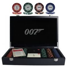 the james bond casino set is in its case with four playing cards and three dice