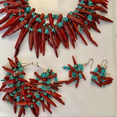 Coral And Turquoise Necklace Bracelet Earrings Set. New, Excellent Condition. Vintage Coral Jewelry, Coral Jewelry Vintage, Artisan Jewelry Necklaces, Jewelry Styles, Beaded Bracelet Patterns, Made Jewelry, Craft Corner, Coral Necklace, Coral Jewelry