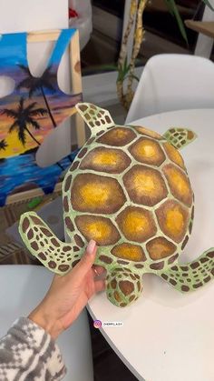 Paper Mache Sea Turtle, Cool Paper Mache Projects, Cardboard Art Ideas, Diy Paper Mache Animals, Paper Mache Ocean Animals, Papier Mache Ideas, Cardboard Turtle, Cardboard Sea Creatures, Paper Mache Mermaid