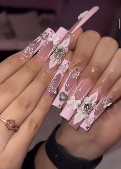 Dream Piercings, Natural Acrylic, Natural Acrylic Nails, Gel Toe Nails, Acrylic Toes, Diy Acrylic Nails, Nails Design With Rhinestones, White Acrylic Nails