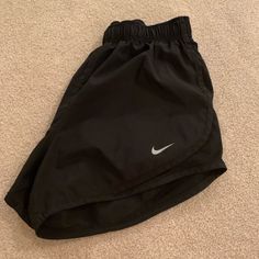 Practically Brand New Black Nike Running Shorts - Size Small. The Best Shorts To Workout In, Just Don’t Fit Me! Black Nike Shorts, Nike Running Shorts, Cute Workout Outfits, Nike Shorts, Nice Shorts, Just Don, Shorts Athletic, Running Shorts, Athletic Shorts