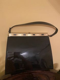 Vintage, Rare Triangle New York brand Patent leather purse  Clean interior Clean Leather Purse, Purse Cleaning, Top Handle Bags, Leather Purse, Leather Purses, Purses And Handbags, Top Handle, Patent Leather, Aurora