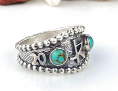 Want 20% off this item? Go here to claim your coupon code! https://pintody.com/pages/discounts This brand class ring features 2 Kingman turquoise and a letter or brand of your choice. The ring is made from solid sterling silver and textured with floral design for a unique ring that makes a statement. A perfect gift for the turquoise lover in your life. We will make the ring to your size. This ring fits true to size so order your usual ring size. Want your brand or initials on it? See last photo Western Class Rings, Western Promise Rings, Silver Western Rings, Western Ring, Western Rings, Turquoise Branding, Graduation Rings, Forever Rings, Ring Turquoise