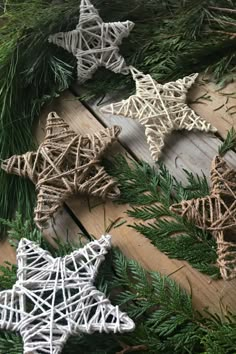 DIY String Star Ornament Jute String Christmas Tree, Twine Christmas Decorations, Star Yarn Ornament, Jute String Christmas Tree Ornament, Diy Twine Star, Christmas Tree Ornaments Diy Christian, Diy Craft Christmas Decorations, Twine Star Ornament, Handmade Christmas Star Decorations