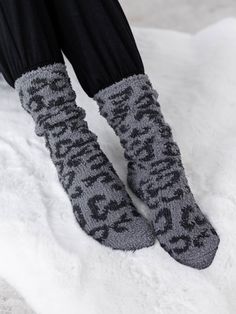 dark leopard printed socks Cream Stone, Trendy Socks, Dryer Sheets, Cozy Chic, Fabric Softener, In The Wild, Lay Flat, Steam, How To Look Better