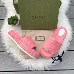 Platform Pink Gucci Gg Sandals New In Original Box Size Eu 40 Comes With Dust Bag Terrycloth Slip-On Sandals In Pink. Logo Pattern Embossed Throughout Open Round Toe, Leather Logo Patch At Footbed Covered Platform Midsole, Treaded Rubber Outsole Approx. 2.5” Platform Apperal Fashion, Gg Sandals, Gucci Platform Sandals, Pretty Slippers, Crochet Dress Outfits, Sandals Gucci, Dream Shoe, Alternative Shoes, Gucci Slides